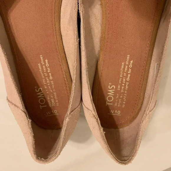 TOMS Jutti Flat in Natural Suede - Picture 5 of 6